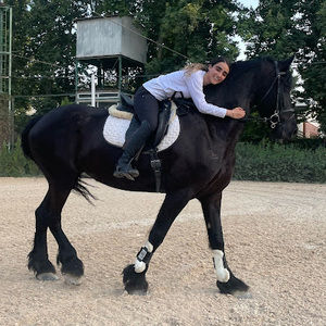 Meet your Posher, Fatemeh